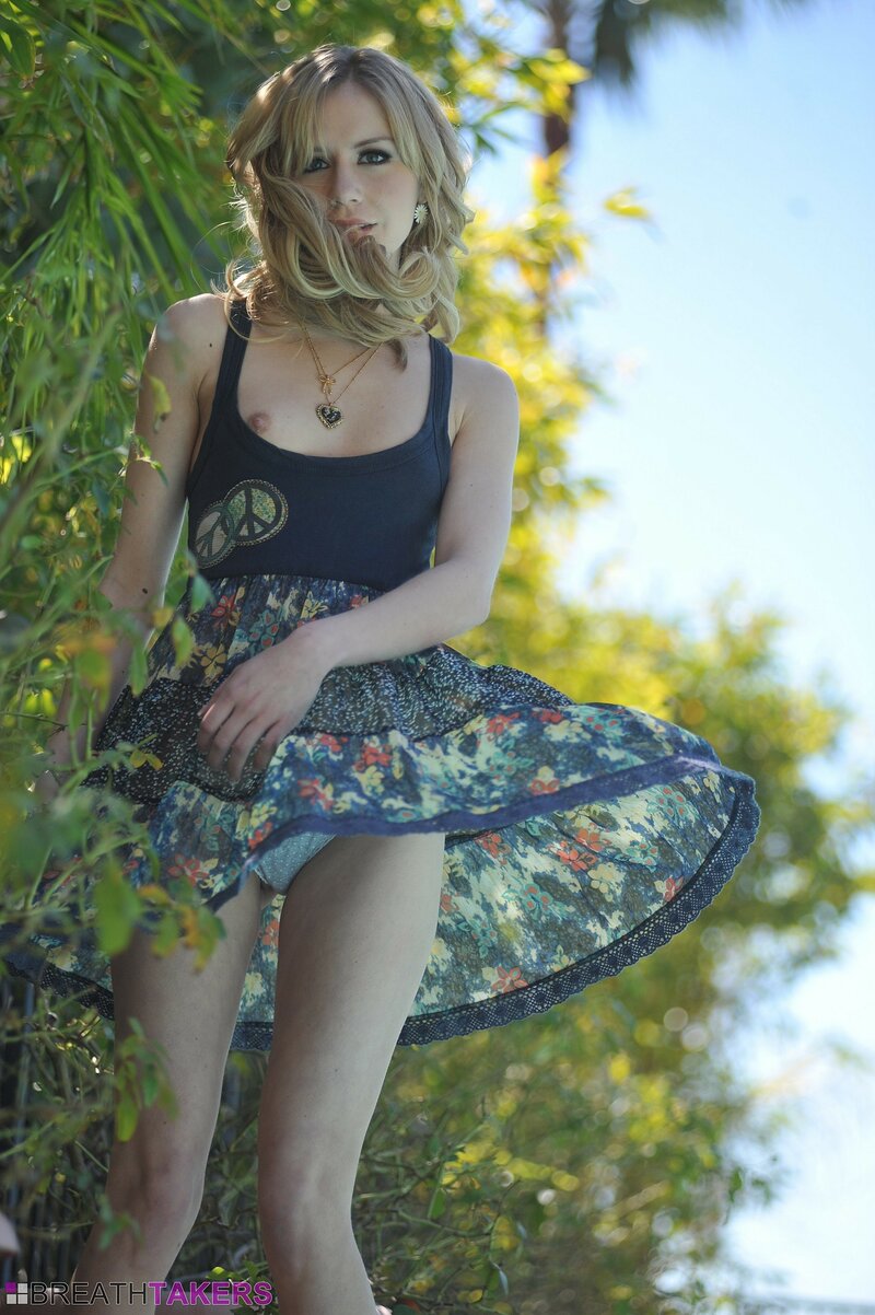 Аника, 21 год, 0 размер груди